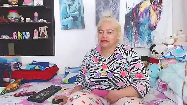 estrellita fugaz16x online show from March 2025 03:30:02 AM