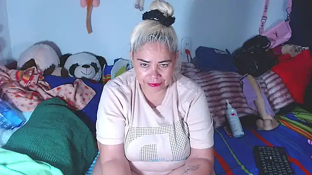 Snapshot of estrellita_fugaz16x chatting on July 2026 03:25:02 AM estrellita fugaz16x online show from July 2026 03:25:02 AM