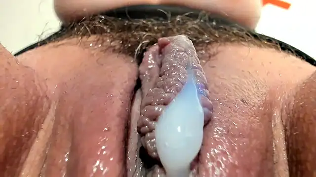 Snapshot of Sweet-Alice chatting on March 2025 02:30:02 PM Sweet-Alice online show from March 2025 02:30:02 PM