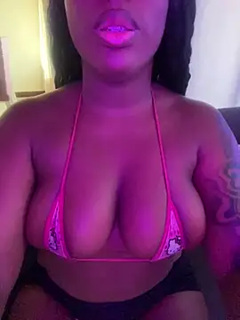 Snapshot of Keylibrown chatting on February 2025 03:52:01 PM Keylibrown online show from February 2025 03:52:01 PM