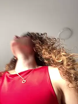 Snapshot of alana15 chatting on December 2024 09:22:02 PM alana15 online show from December 2024 09:22:02 PM