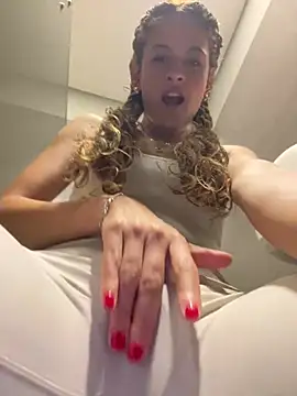 Snapshot of alana15 chatting on January 2025 12:36:02 PM alana15 online show from January 2025 12:36:02 PM