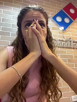 Snapshot of alana15 chatting on January 2025 07:31:01 PM alana15 online show from January 2025 07:31:01 PM