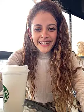 Snapshot of alana15 chatting on February 2025 09:39:01 PM alana15 online show from February 2025 09:39:01 PM