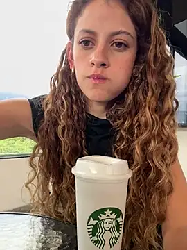 Snapshot of alana15 chatting on February 2025 09:38:02 PM alana15 online show from February 2025 09:38:02 PM