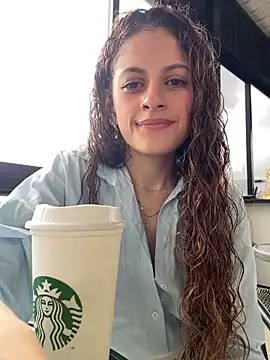 Snapshot of alana15 chatting on March 2025 09:31:02 PM alana15 online show from March 2025 09:31:02 PM