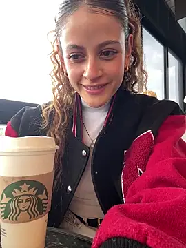 Snapshot of alana15 chatting on March 2025 10:17:02 PM alana15 online show from March 2025 10:17:02 PM