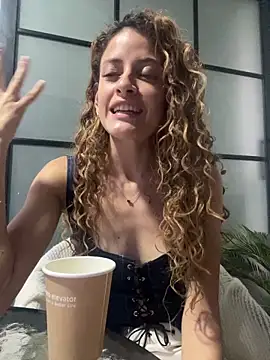 Snapshot of alana15 chatting on September 2025 11:15:01 PM alana15 online show from September 2025 11:15:01 PM