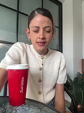 Snapshot of alana15 chatting on October 2025 09:58:02 PM alana15 online show from October 2025 09:58:02 PM