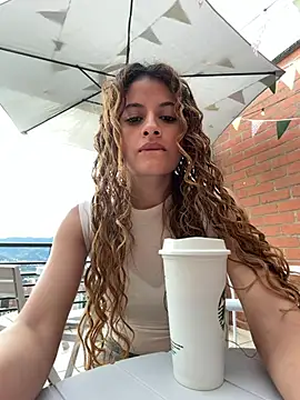 alana15 online show from July 2026 09:53:01 PM