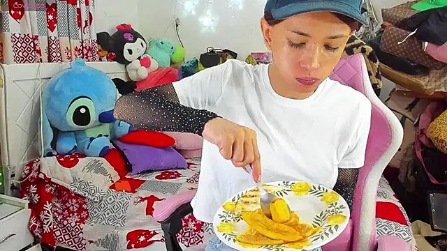 Lawrncesofiets online show from December 2024 03:22:02 PM