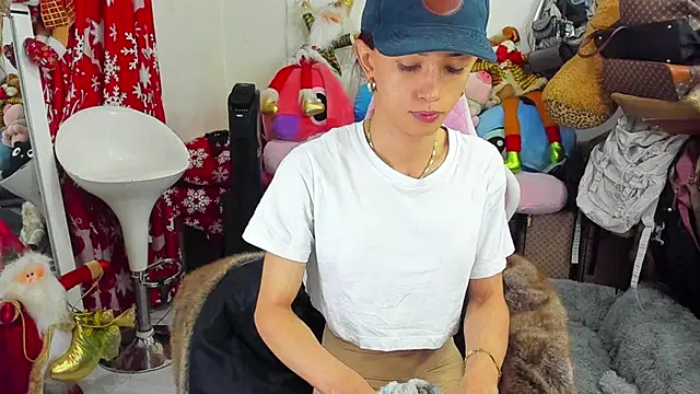 Lawrncesofiets online show from December 2024 02:54:01 PM