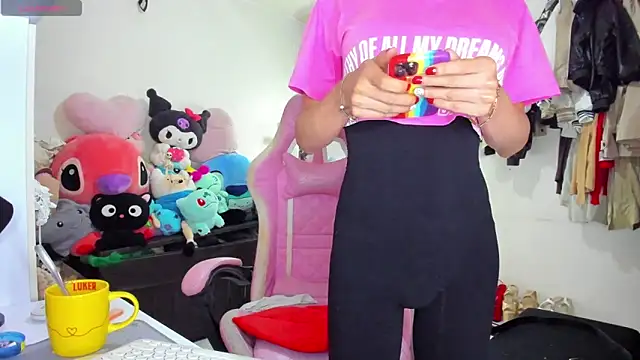 Lawrncesofiets online show from September 2025 05:49:01 PM