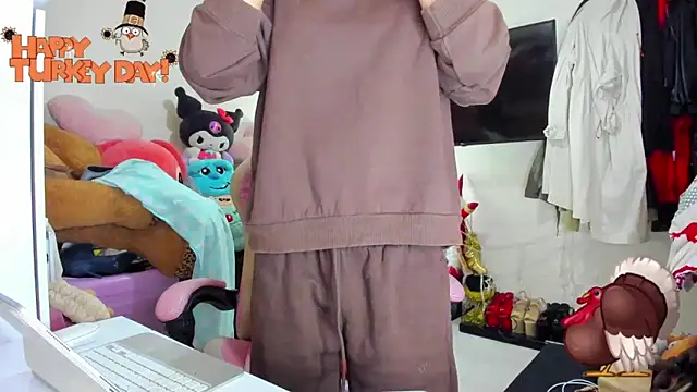 Lawrncesofiets online show from November 2025 06:32:01 PM