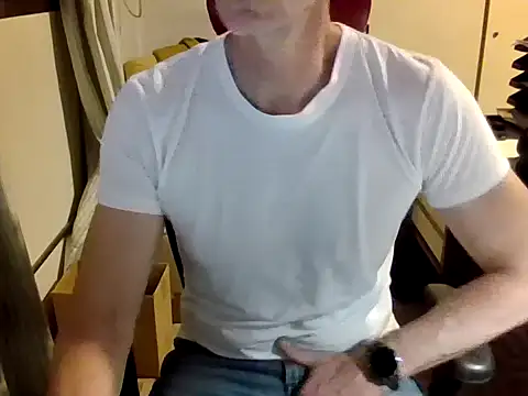 Snapshot of mariohurt101 chatting on September 2025 09:50:01 PM mariohurt101 online show from September 2025 09:50:01 PM