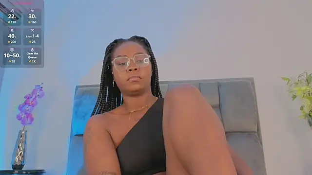 Snapshot of tanyyaa chatting on December 2025 11:42:02 PM tanyyaa online show from December 2025 11:42:02 PM