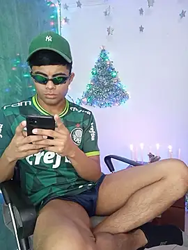 Snapshot of pinedasex777 chatting on December 2025 12:45:02 PM pinedasex777 online show from December 2025 12:45:02 PM