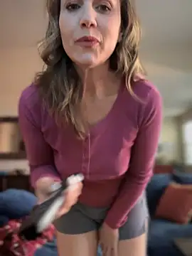 MaiseKnox online show from January 2025 09:51:01 PM