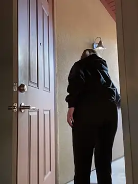 MaiseKnox online show from February 2025 10:20:01 PM