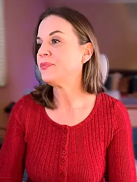 MaiseKnox online show from February 2026 10:25:01 PM