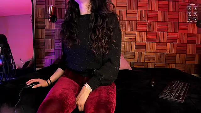 veronicafalcon online show from December 2024 05:54:02 PM