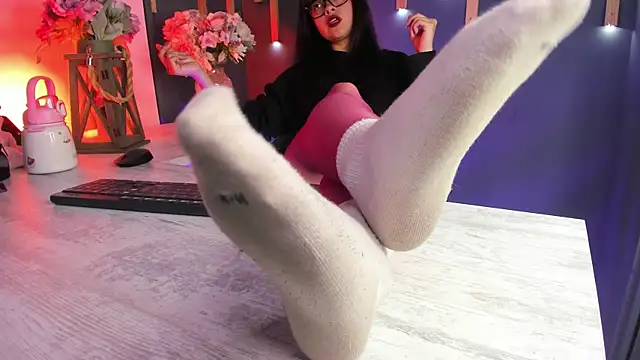 veronicafalcon online show from May 2026 06:24:02 PM