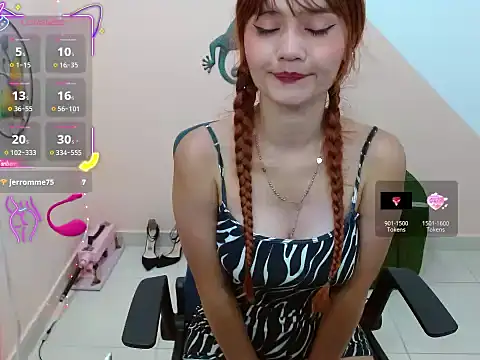 Snapshot of miss_tinnymafe chatting on September 2025 09:20:01 PM miss tinnymafe online show from September 2025 09:20:01 PM