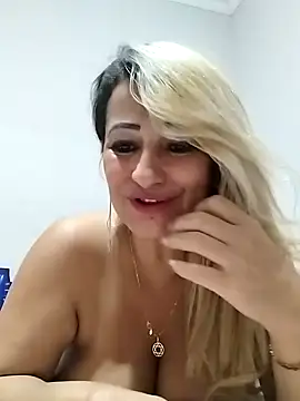 Snapshot of vivifernades chatting on January 2025 12:22:01 PM vivifernades online show from January 2025 12:22:01 PM