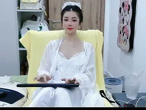 Snapshot of Cute_Ruby01 chatting on May 2026 11:27:02 AM Cute Ruby01 online show from May 2026 11:27:02 AM