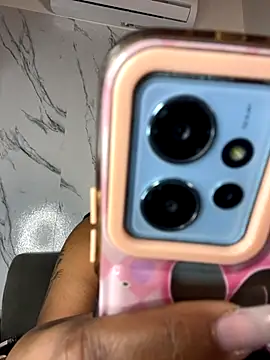 Snapshot of angelGgold chatting on October 2025 12:07:02 PM angelGgold online show from October 2025 12:07:02 PM