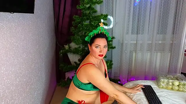 Snapshot of HotMilfMargo chatting on December 2024 03:56:02 PM HotMilfMargo online show from December 2024 03:56:02 PM