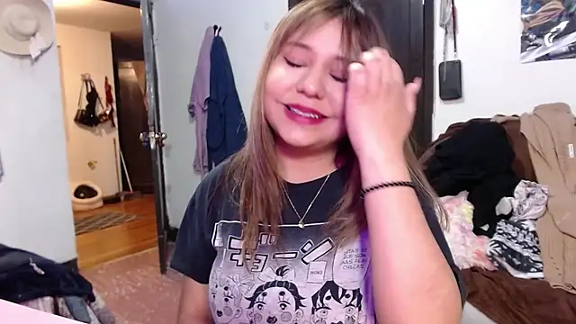 Snapshot of lil_daisy7 chatting on February 2025 04:27:01 AM lil daisy7 online show from February 2025 04:27:01 AM