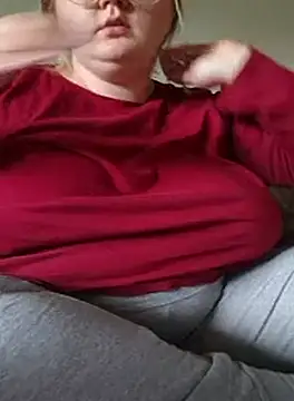 Snapshot of Fiona0705 chatting on October 2025 01:31:01 PM Fiona0705 online show from October 2025 01:31:01 PM