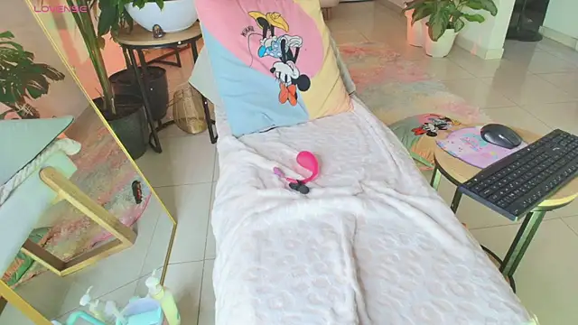 Snapshot of erotik_lady chatting on September 2025 04:36:01 AM erotik lady online show from September 2025 04:36:01 AM