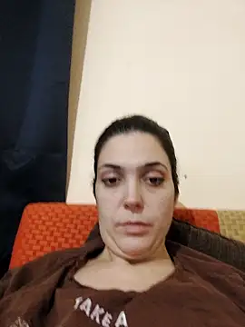 Snapshot of JoLeNe27 chatting on February 2025 07:54:02 PM JoLeNe27 online show from February 2025 07:54:02 PM