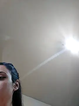 Snapshot of JoLeNe27 chatting on February 2025 07:05:01 AM JoLeNe27 online show from February 2025 07:05:01 AM