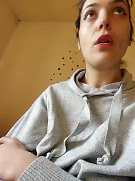 Snapshot of JoLeNe27 chatting on March 2025 08:43:01 AM JoLeNe27 online show from March 2025 08:43:01 AM