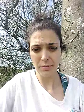 Snapshot of JoLeNe27 chatting on March 2025 10:57:02 AM JoLeNe27 online show from March 2025 10:57:02 AM