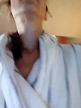 Snapshot of JoLeNe27 chatting on September 2025 04:35:02 AM JoLeNe27 online show from September 2025 04:35:02 AM