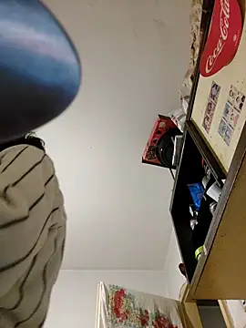 Snapshot of JoLeNe27 chatting on September 2025 03:11:01 AM JoLeNe27 online show from September 2025 03:11:01 AM