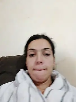 Snapshot of JoLeNe27 chatting on October 2025 06:08:02 AM JoLeNe27 online show from October 2025 06:08:02 AM