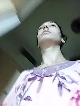 Snapshot of JoLeNe27 chatting on October 2025 02:00:02 AM JoLeNe27 online show from October 2025 02:00:02 AM