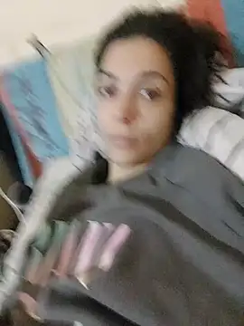 Snapshot of JoLeNe27 chatting on October 2025 04:59:02 AM JoLeNe27 online show from October 2025 04:59:02 AM