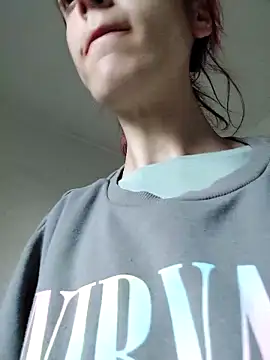 JoLeNe27 online show from April 2026 04:20:01 PM