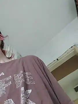 JoLeNe27 online show from May 2026 06:22:02 AM