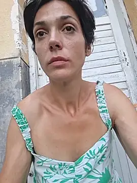 JoLeNe27 online show from July 2026 05:07:02 PM