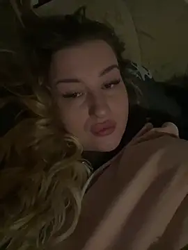 Snapshot of Mandy_Belcher chatting on November 2025 03:22:01 PM Mandy Belcher online show from November 2025 03:22:01 PM