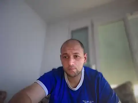 Flakka95 online show from May 2026 12:42:01 PM