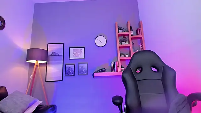 Sabrina Sabrock  online show from March 2026 05:55:01 AM