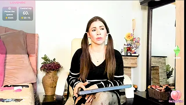 Carla expit online show from October 2025 12:25:01 AM